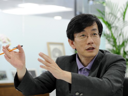 손석희